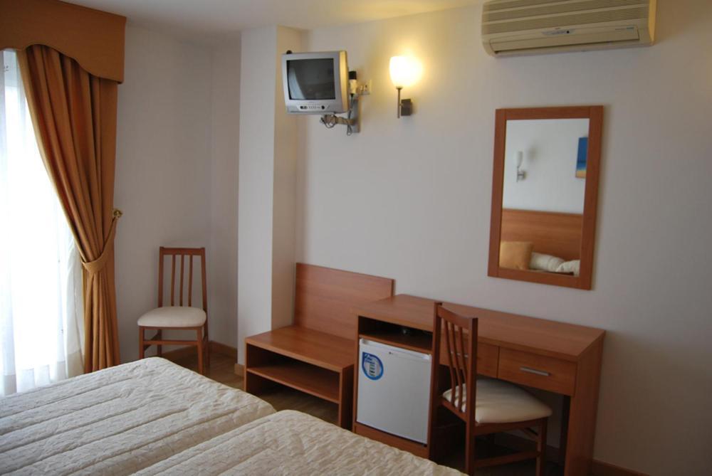 Hotel Plaza Портоново Екстериор снимка